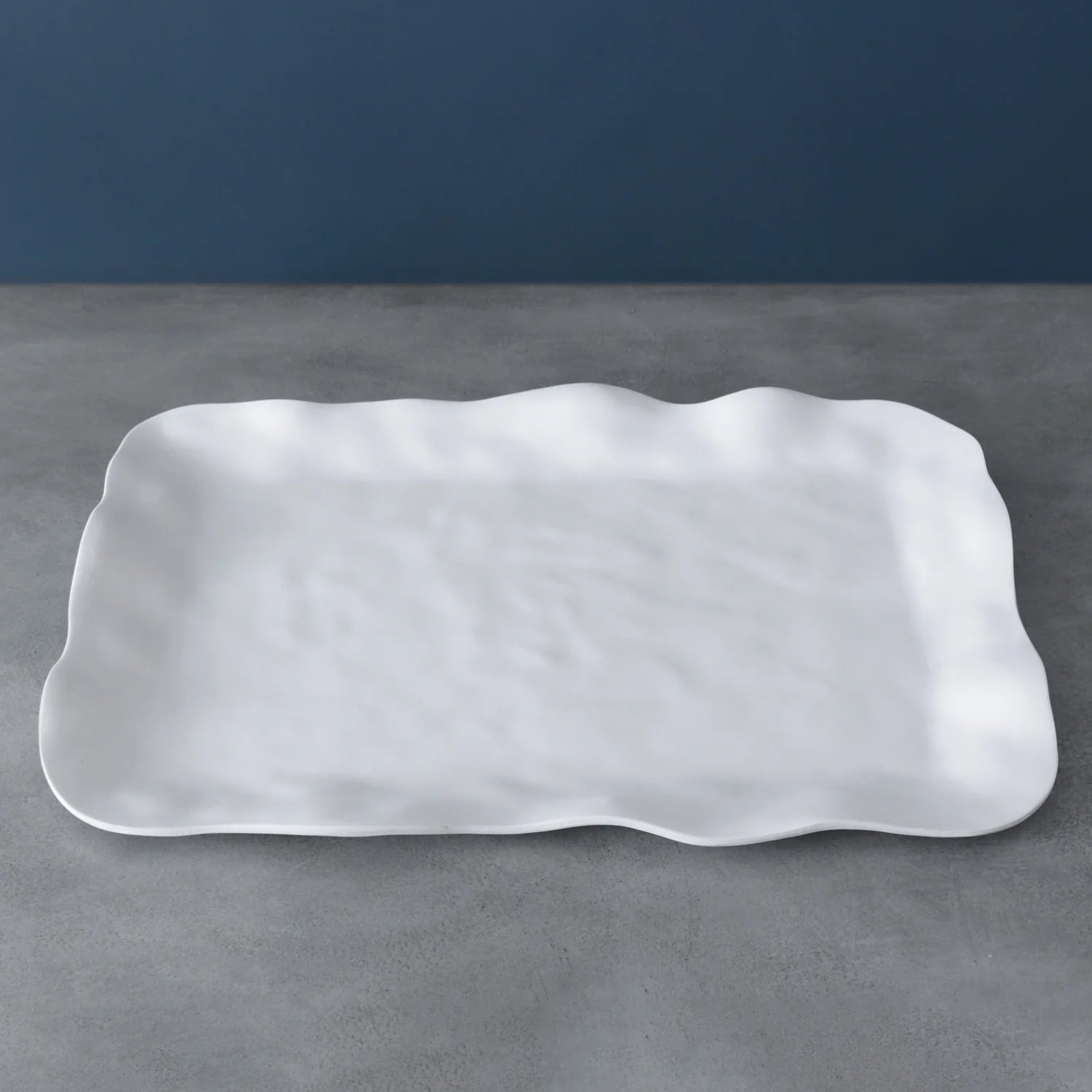 VIDA Nube Extra Large Rectangular Tray - White by Beatriz Ball