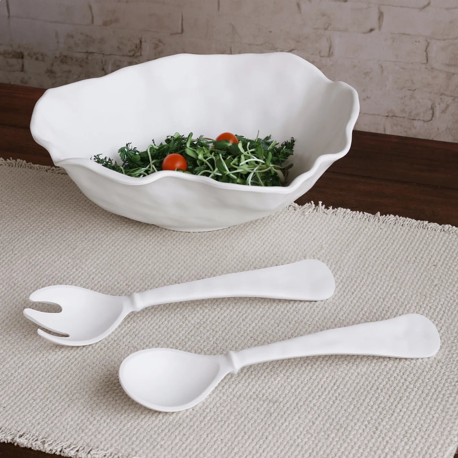 VIDA Nube Large Salad Servers – White | Beatriz Ball by Beatriz Ball