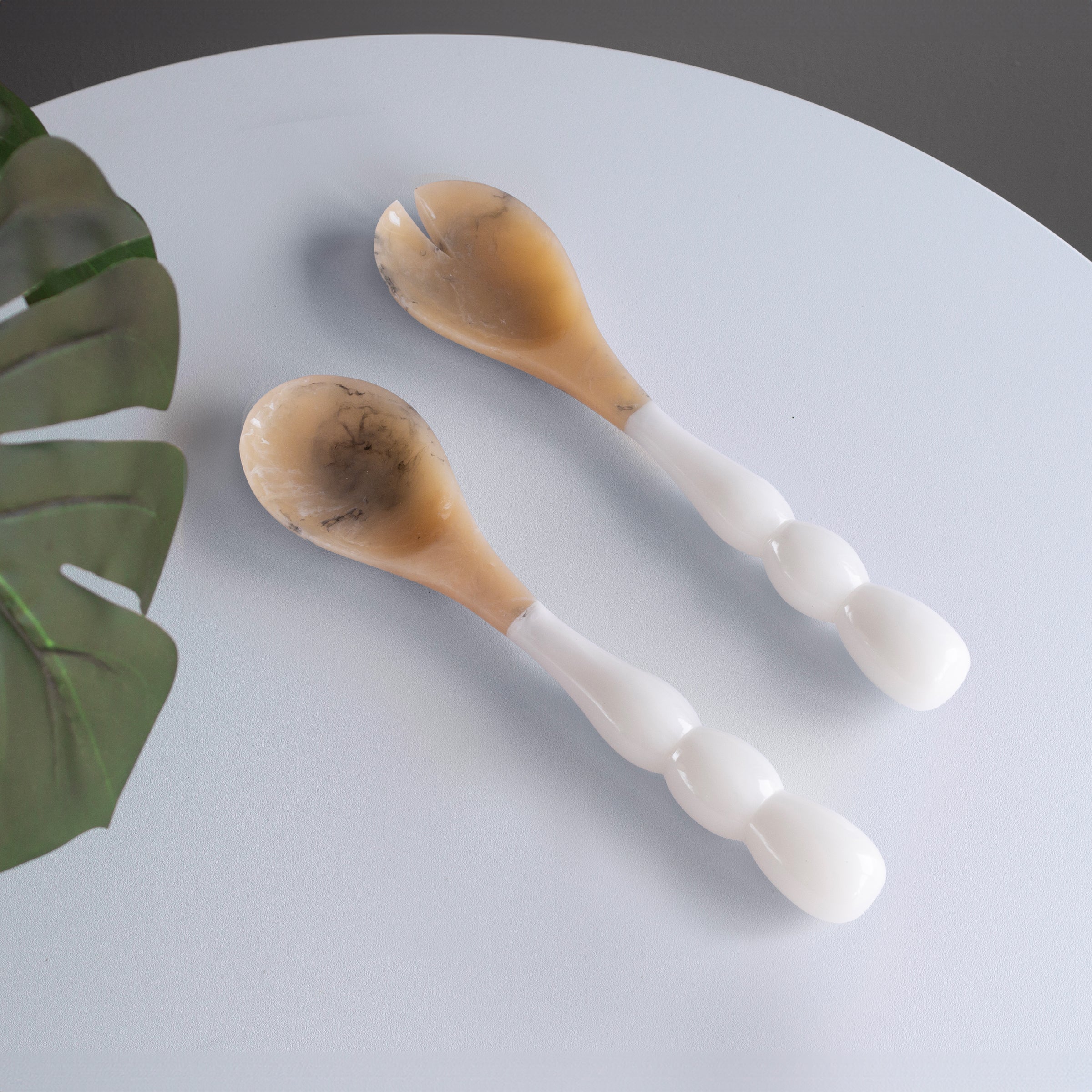RESIN Rio Bubble Salad Servers – White by Beatriz Ball