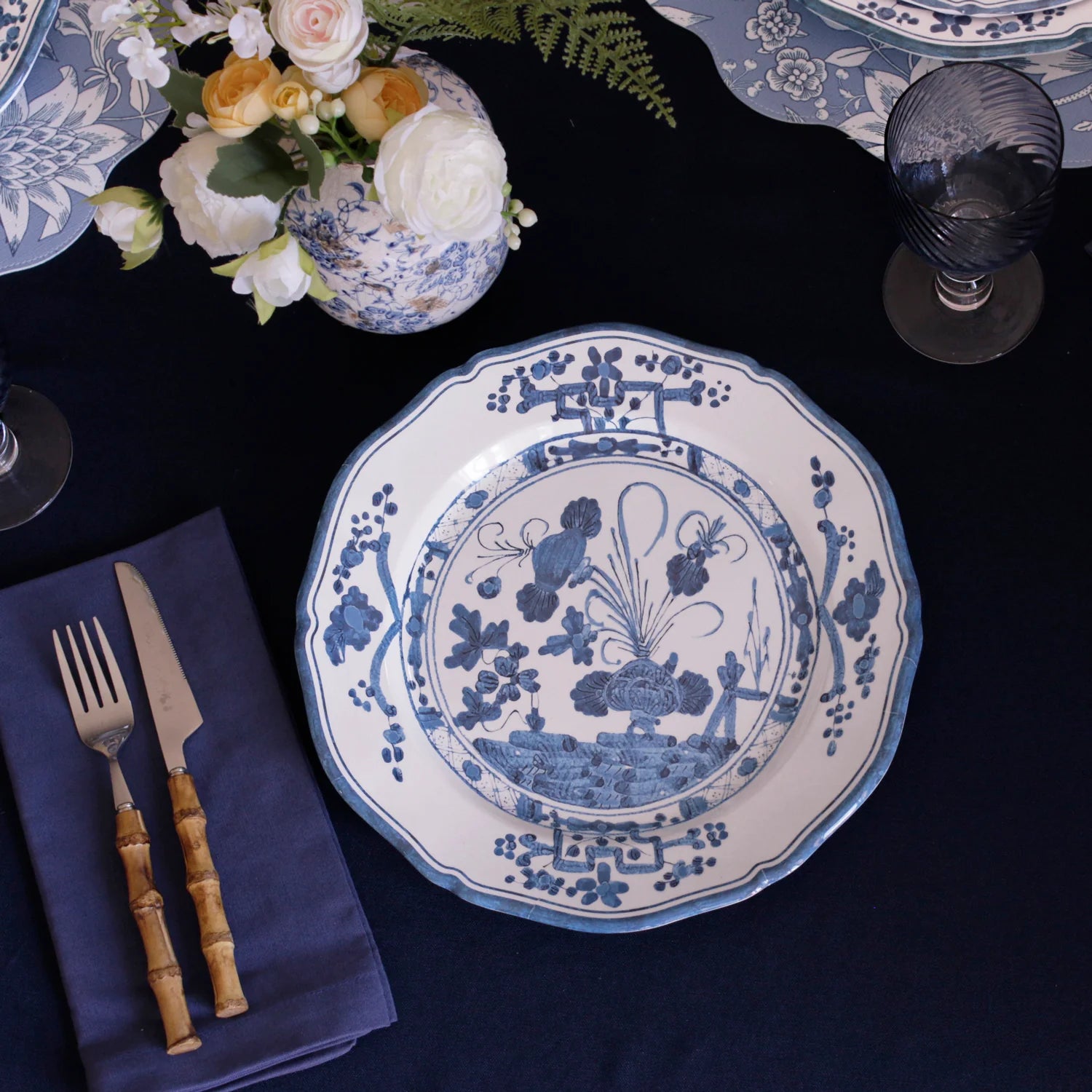 VIDA Faenza 11" Dinner Plate White & Blue | Beatriz Ball by Beatriz Ball