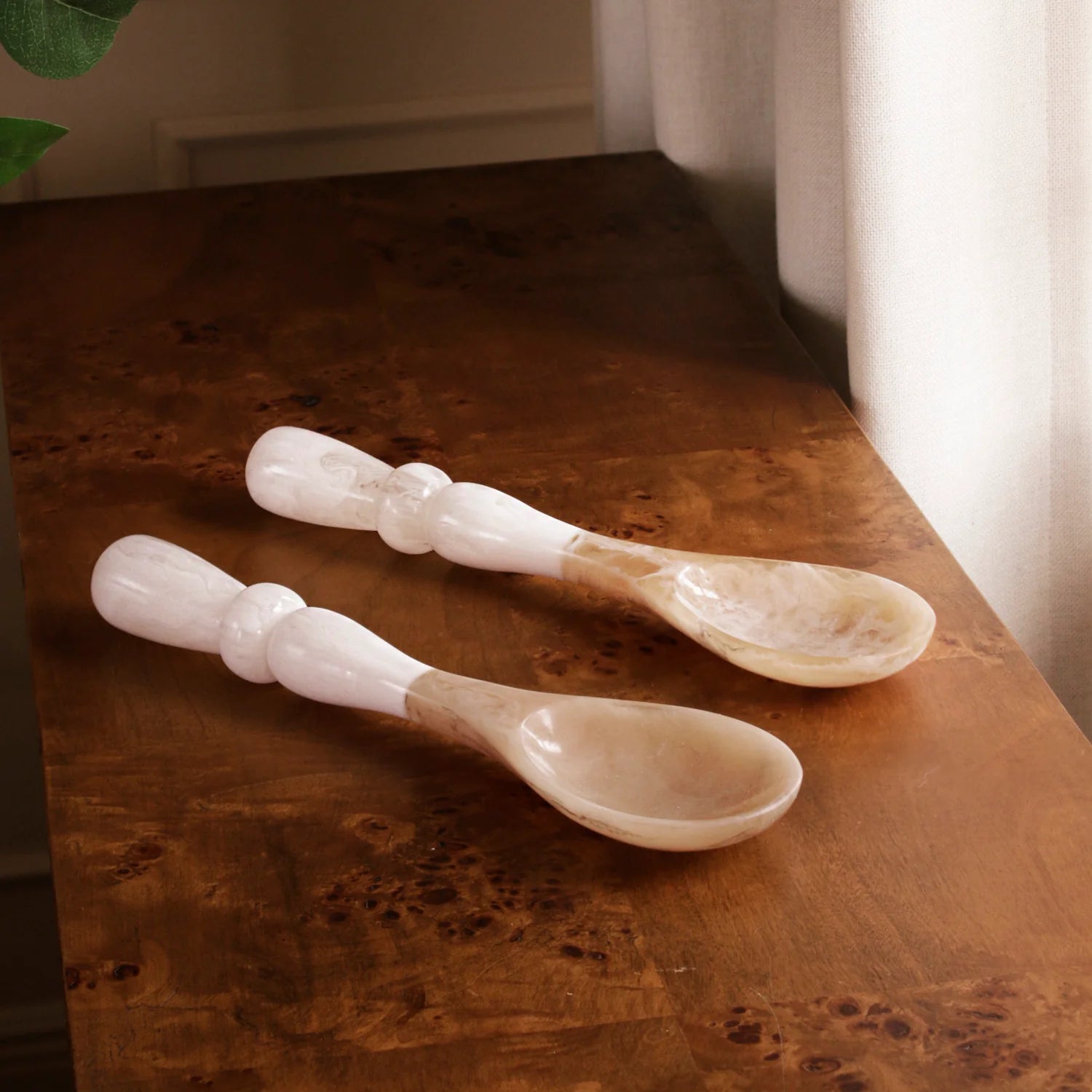 RESIN Alabaster Salad Servers – White Swirl | Beatriz Ball by Beatriz Ball