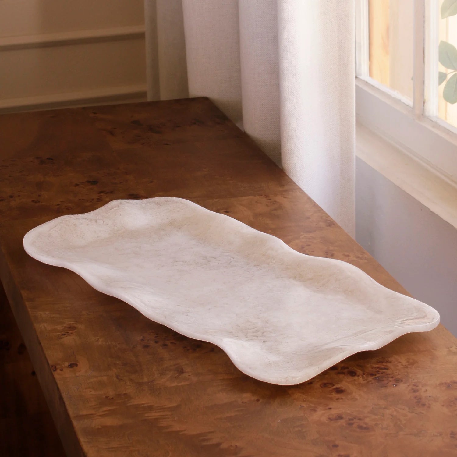 RESIN Alabaster Long Rectangle Tray – White Swirl by Beatriz Ball