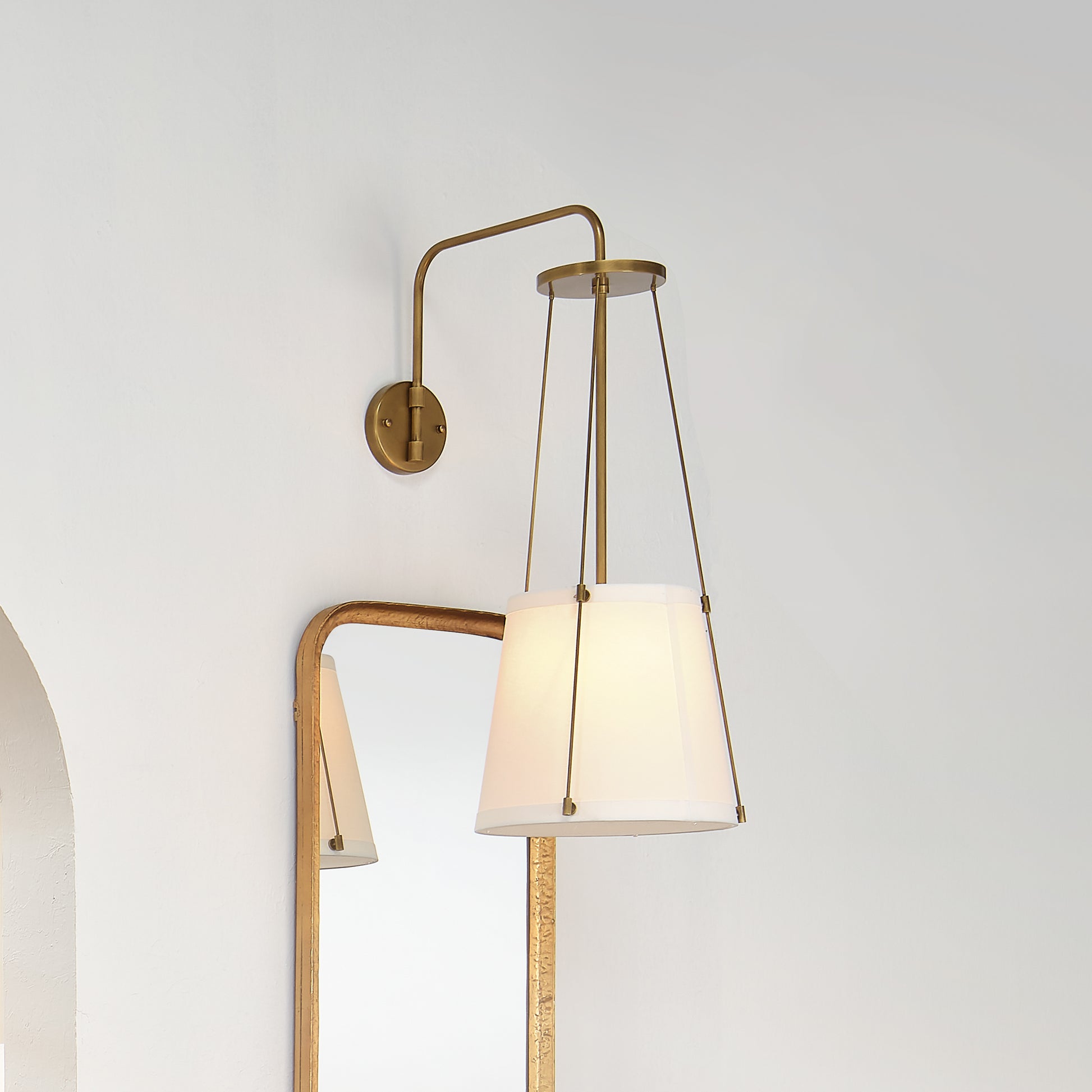 California 1-Light Wall Sconce by Jamie Young