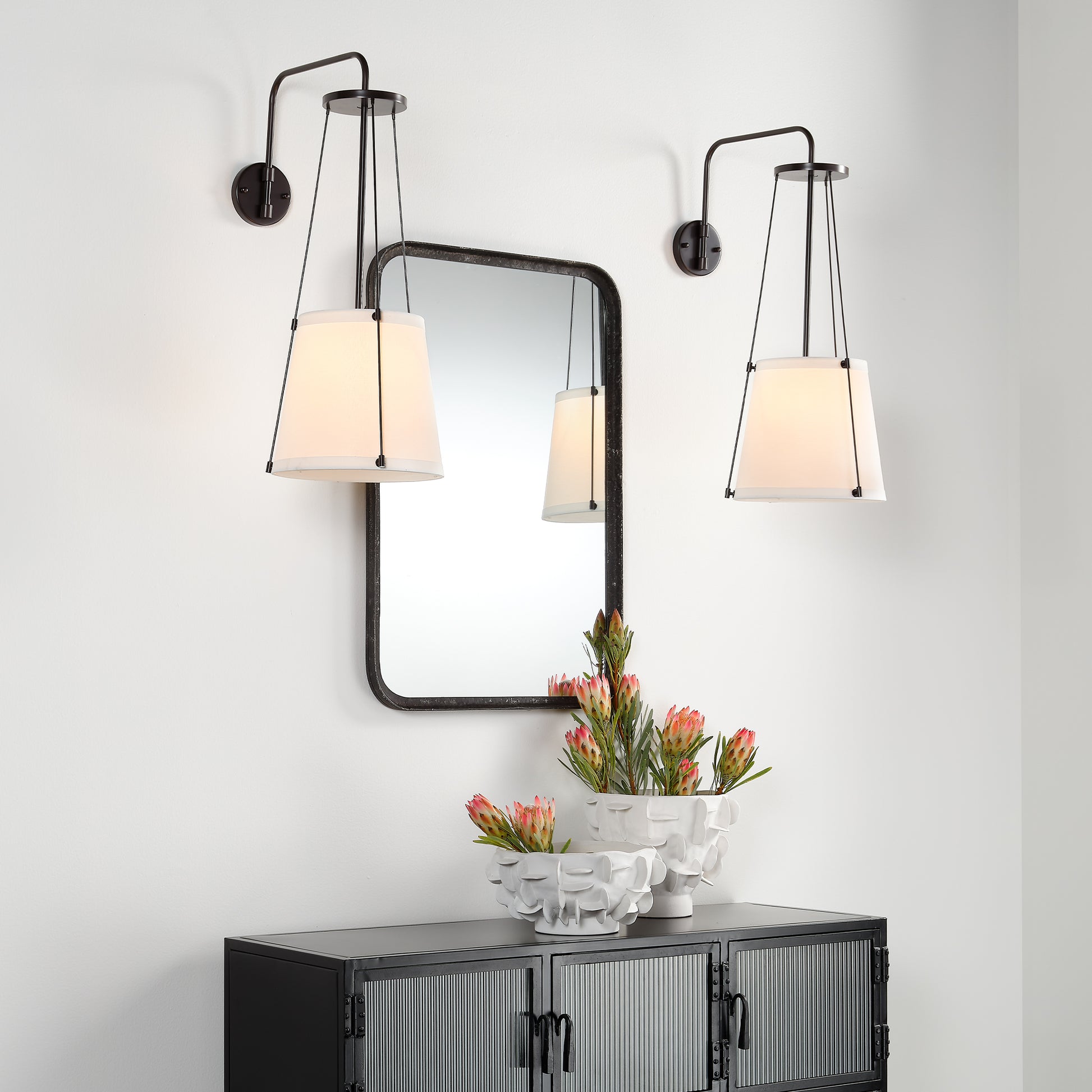 California 1-Light Wall Sconce by Jamie Young