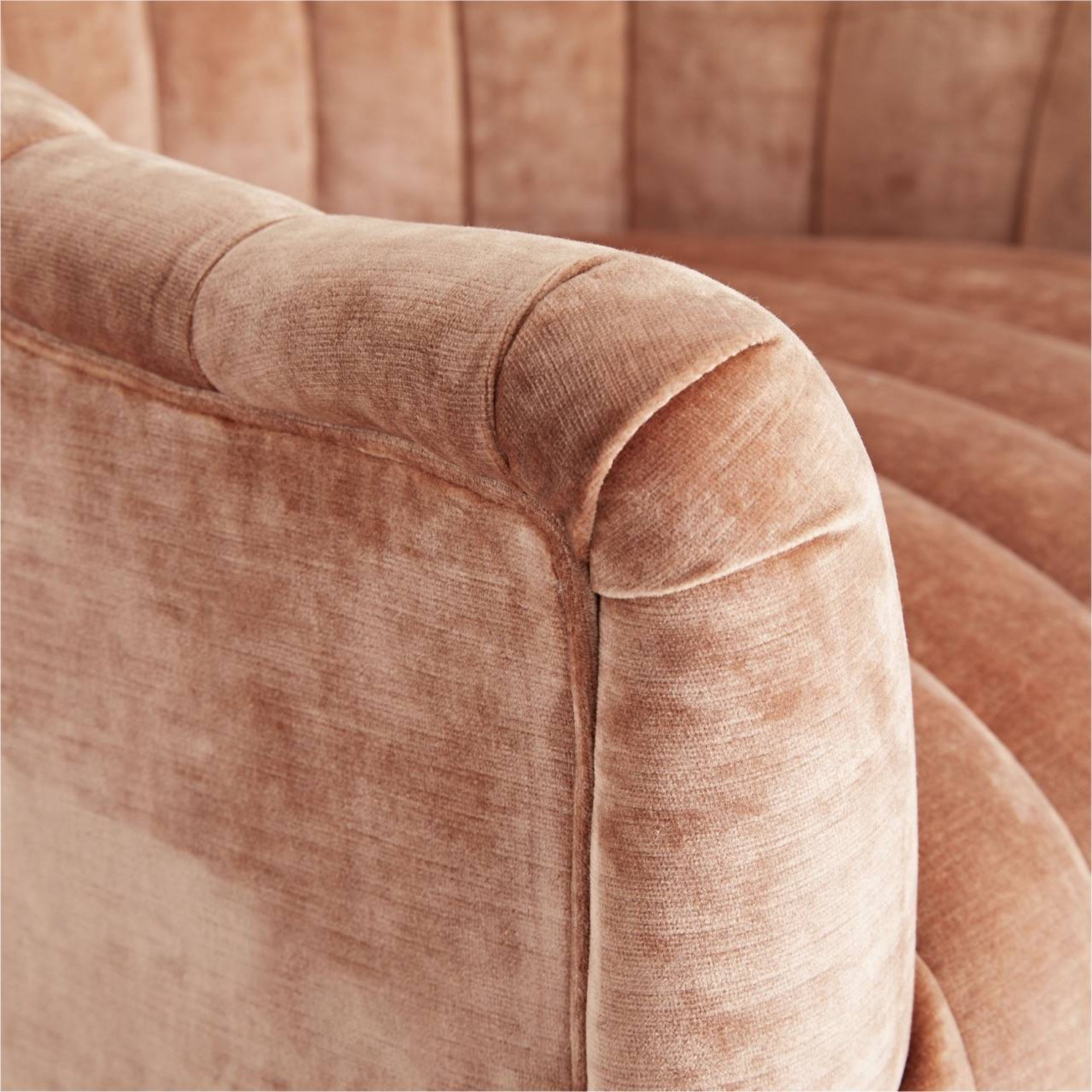 Springsteen Swivel Chair – Dusty Rose Velvet | Arteriors