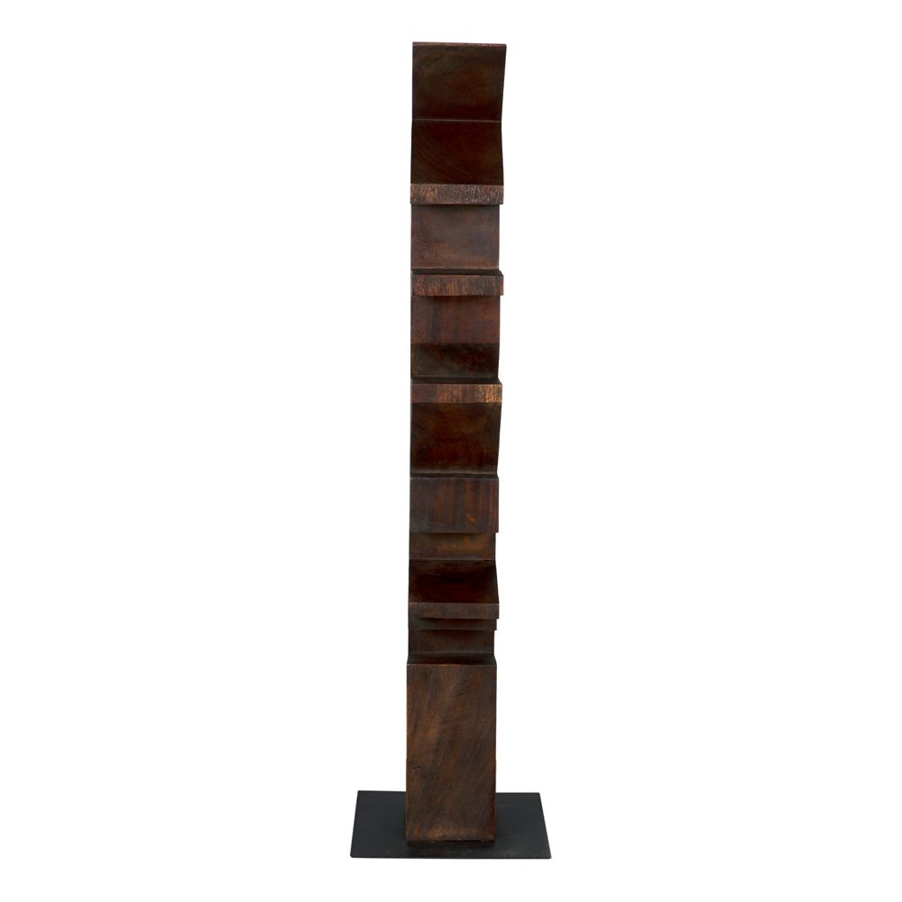 Totem Statue, Munggur by NOIR