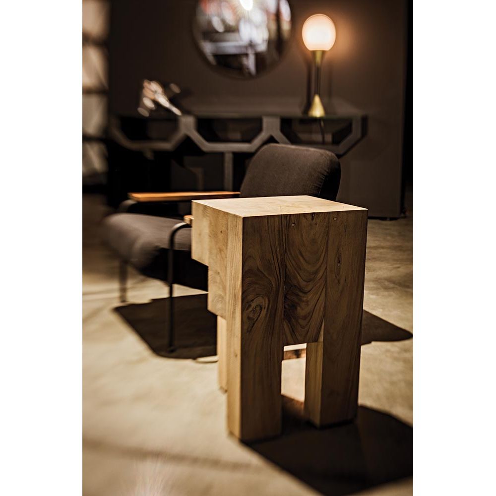 Ando Console by NOIR
