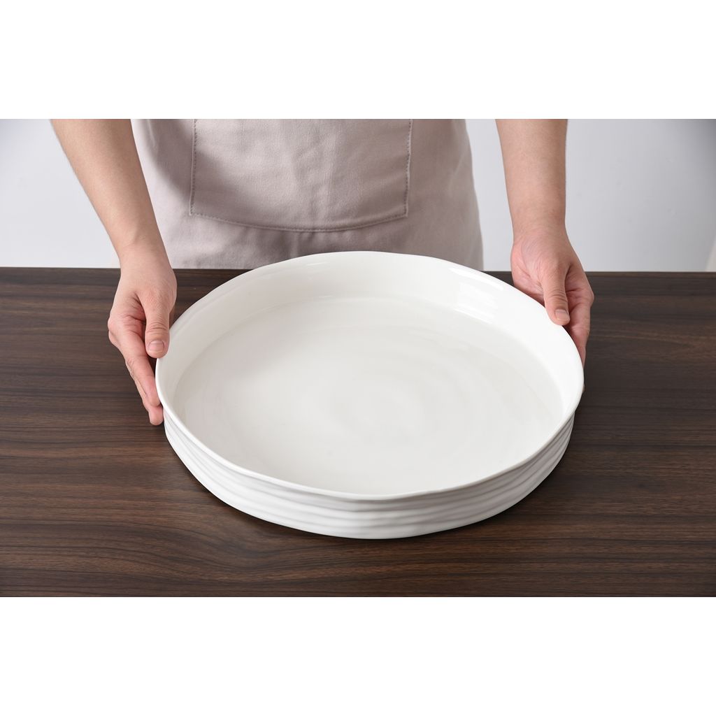 Le Blanc Porcelain Round Platter by Pampa Bay