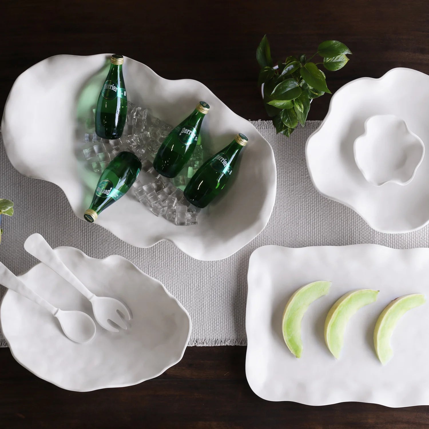 VIDA Nube Large Salad Servers – White | Beatriz Ball by Beatriz Ball