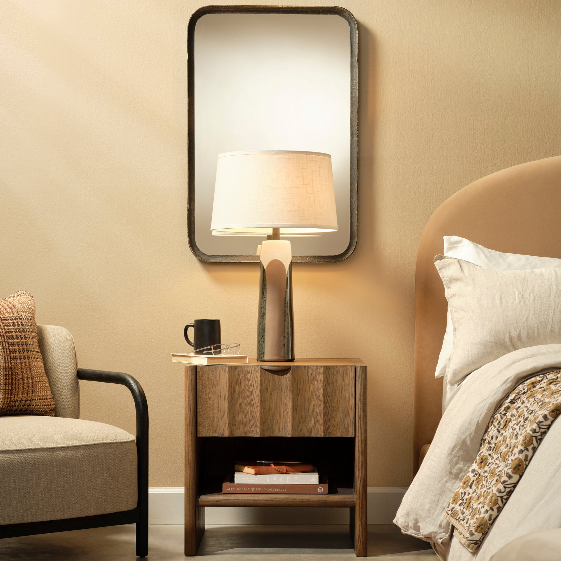 Yukon Ceramic Table Lamp with Linen Shade, Black and Taupe