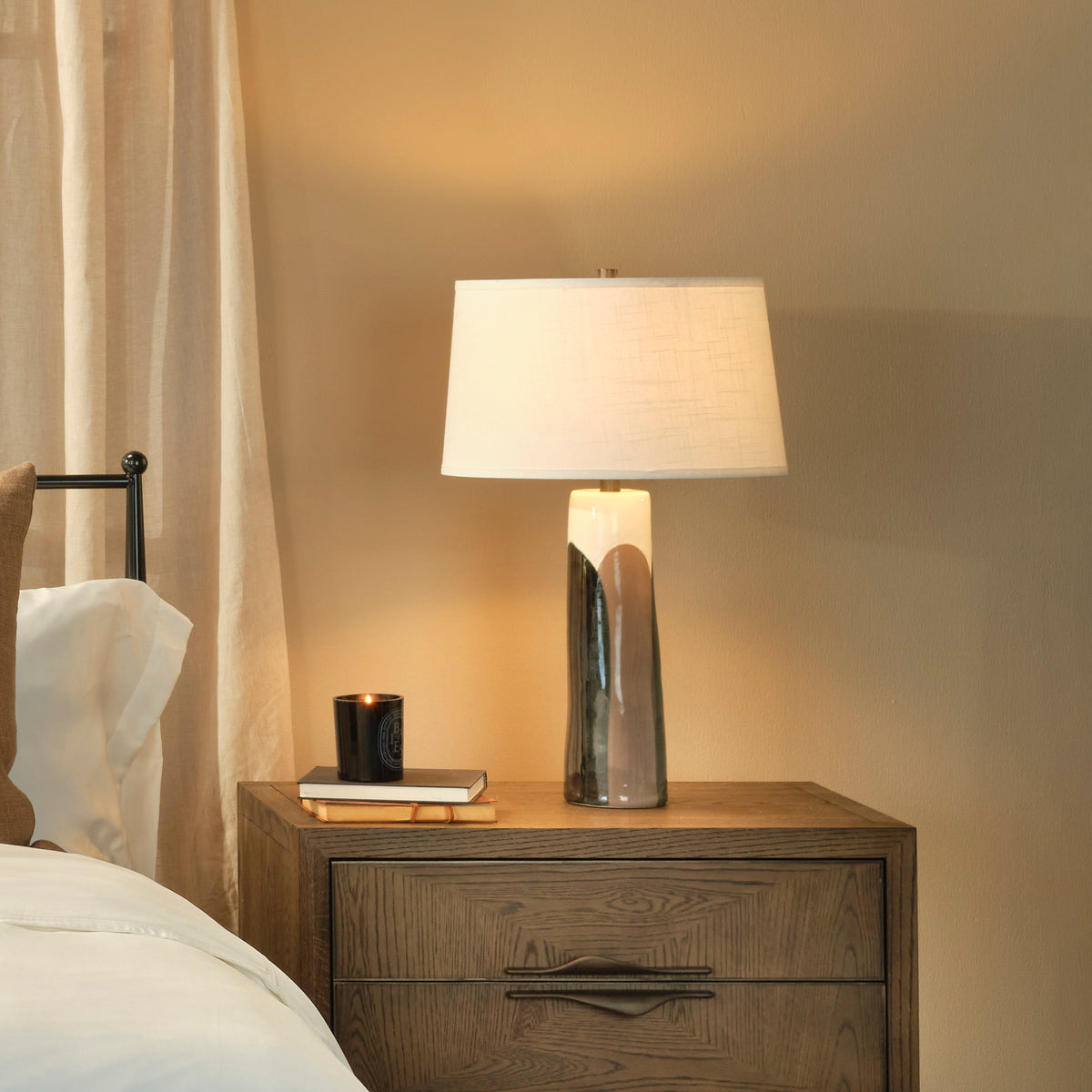 Yukon Ceramic Table Lamp with Linen Shade, Black and Taupe